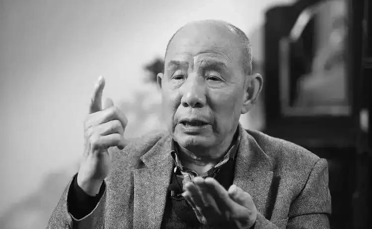 罗马诺:曼联2月就和安德雷桑托斯经纪人沟通,维韦尔了解他