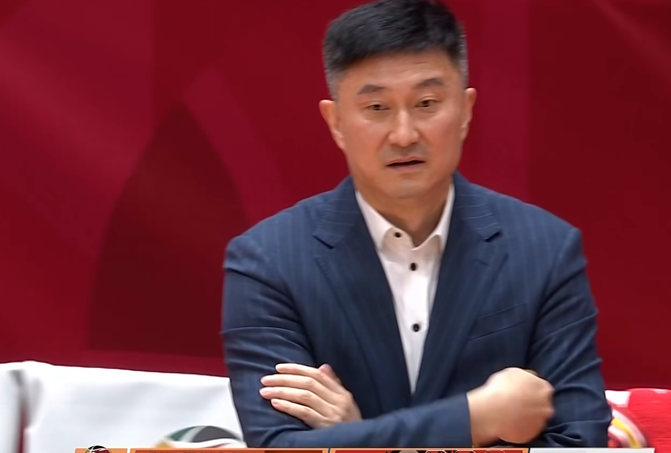 生涯进球数超越卡钦斯,格里娜升至历史第12
