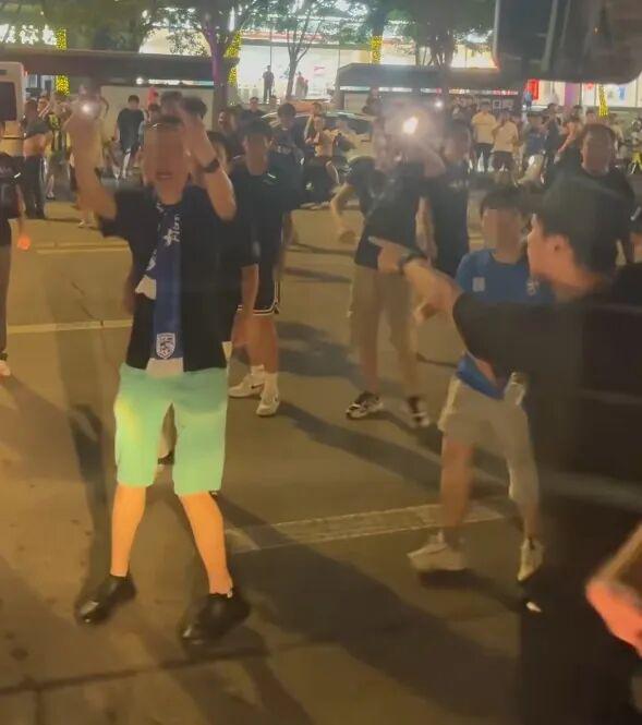 王钰栋：西亚球队就这样，但我们必须踢得比他们更凶一些