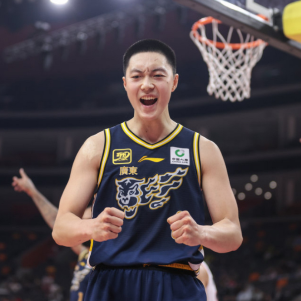 央视亲邀!没想到亚运会还没结束,25岁孙颖莎竟传来另一大好消息